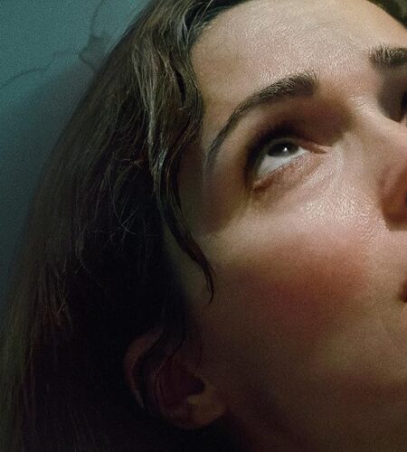 Se Eu Tivesse Pernas Te Chutaria – Um Retrato Sombrio da Maternidade ( ou falta dela)