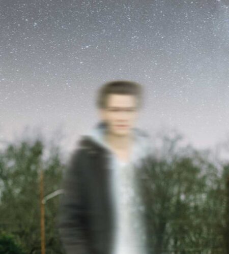 As vezes &eacute; preciso que o universo te devore para que voc&ecirc; possa viver