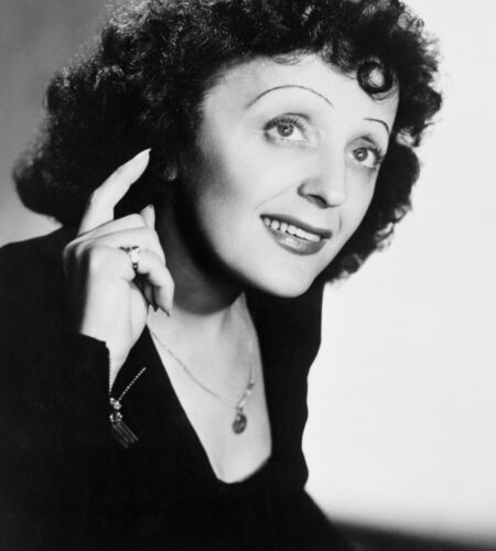 &lsquo;Non, je ne regrette rien&rsquo; &ndash; A vida e as can&ccedil;&otilde;es de Edith Piaf