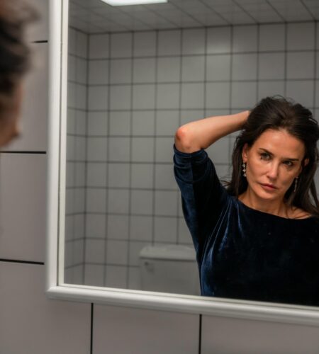 Terror e a Academia &ndash; o que faz de Demi Moore a favorita a &ldquo;Melhor Atriz&rdquo;