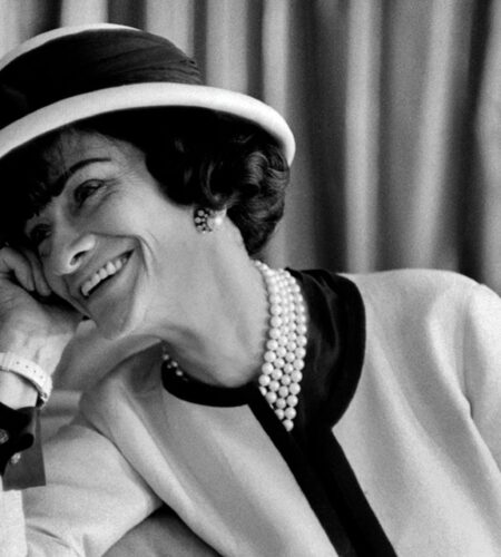 De Orf&atilde; a &Iacute;cone: A Hist&oacute;ria de Coco Chanel