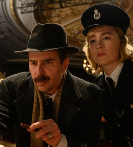 See How They Run &ndash; reviravoltas em uma coxia sangrenta