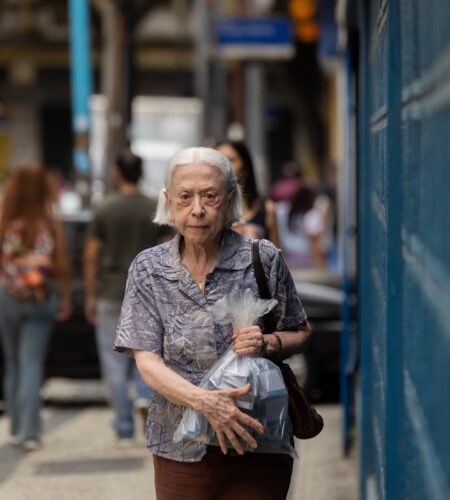Vit&oacute;ria &ndash; a Pot&ecirc;ncia de Fernanda Montenegro em um Drama Social