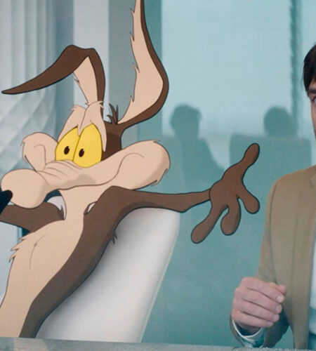 Coyote VS Acme &ndash; direto do Cofre a Warner, Coiote diverte no tribunal